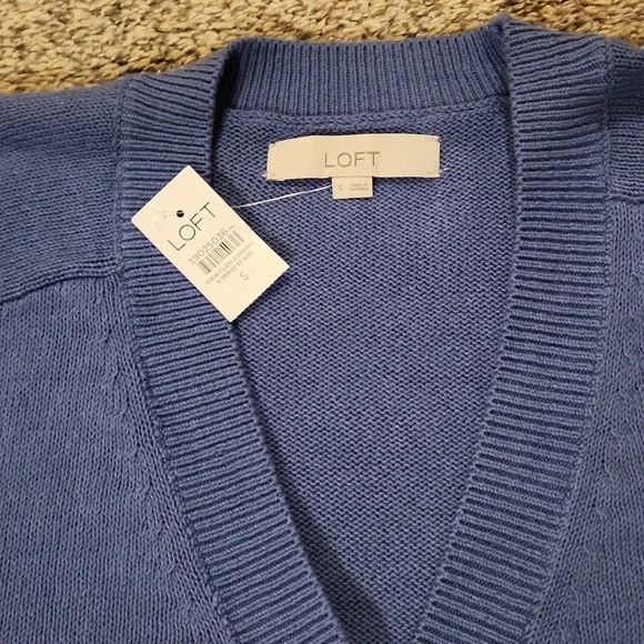 LOFT Cardigan - Picture 3 of 5